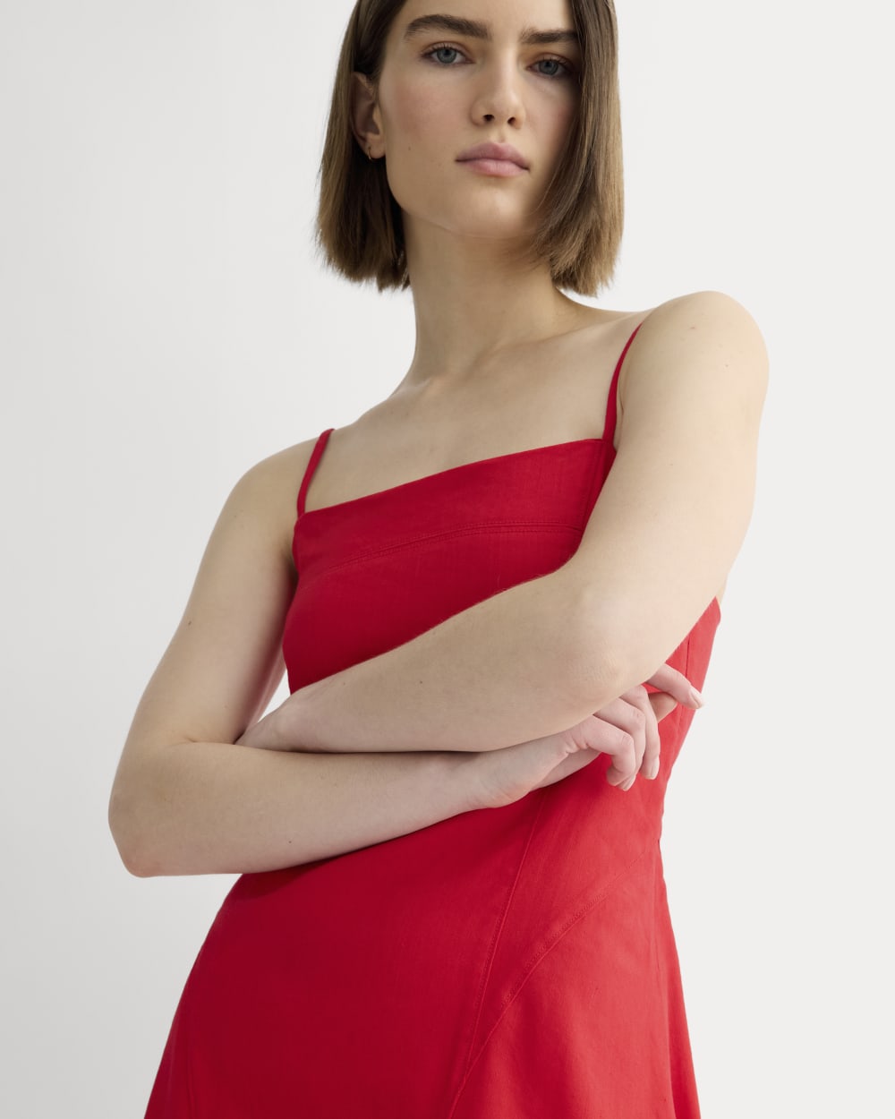 The Seamed Dress in Stretch Linen | Classic Red