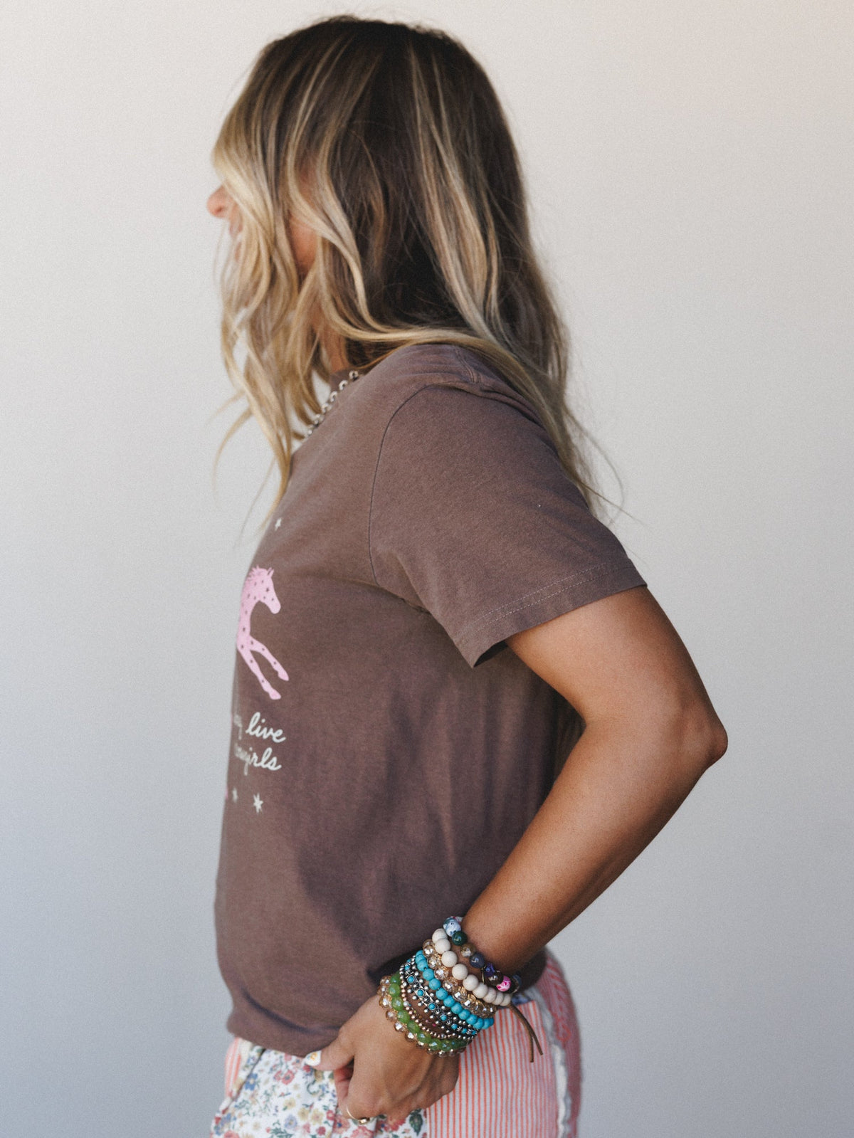 The Nest Long Live Cowgirls Graphic Tee - Espresso