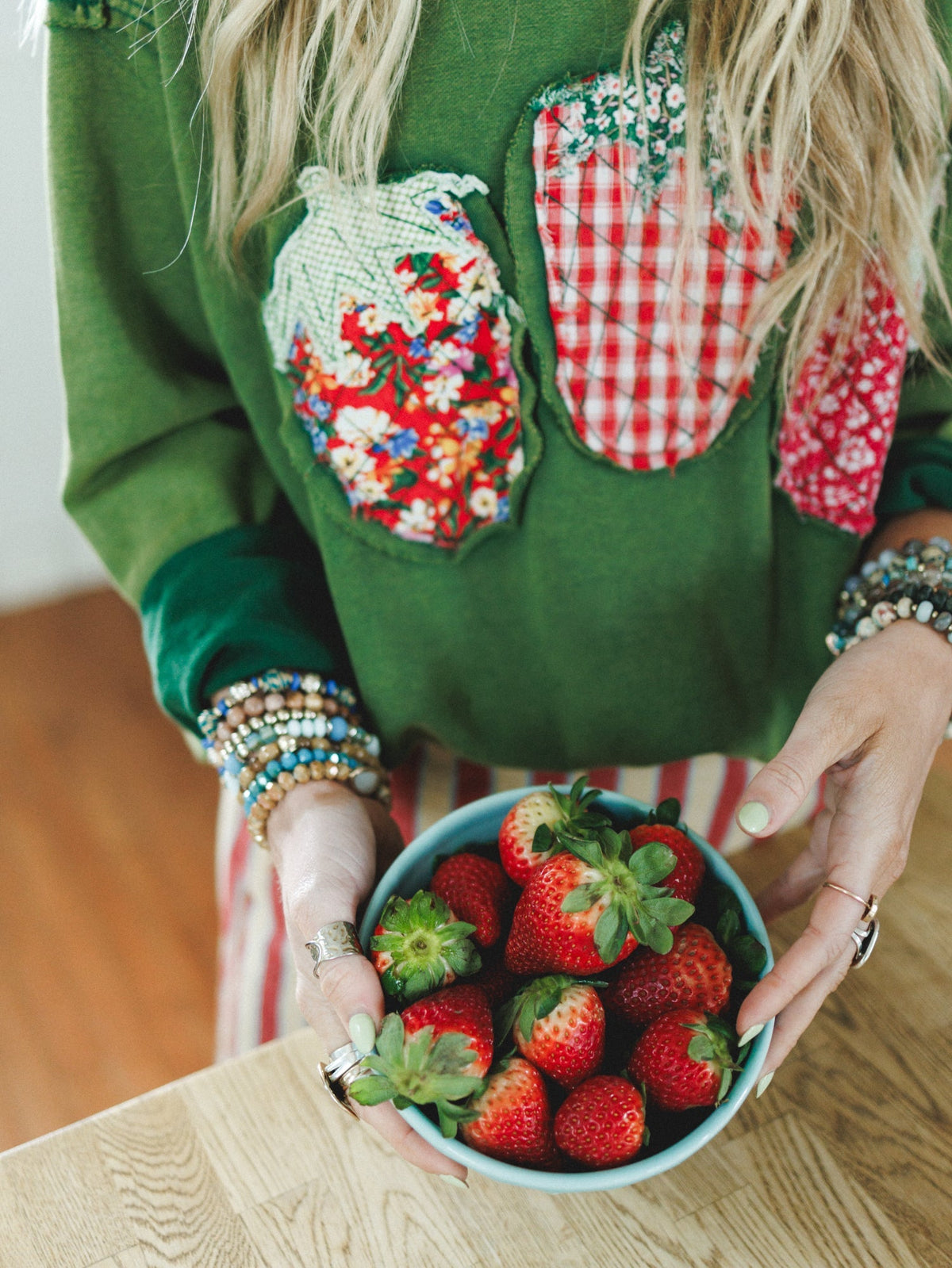 Strawberry Fields Pullover - Juniper Green