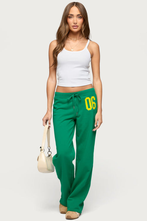 06 Sweatpants