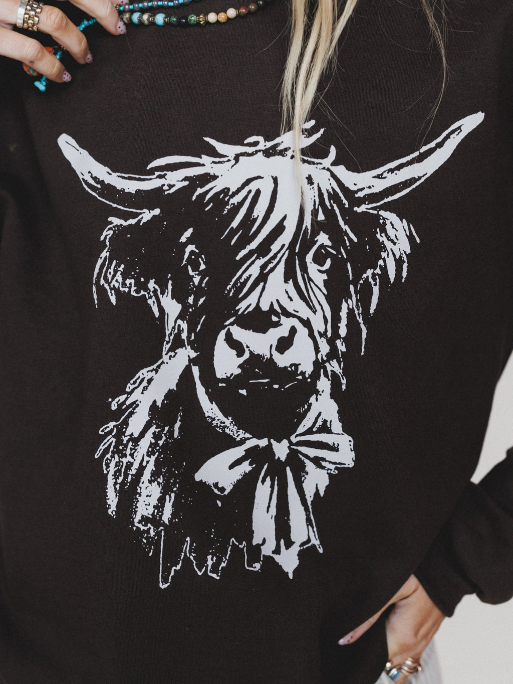 The Nest Highland Love Sweatshirt - Dark Chocolate